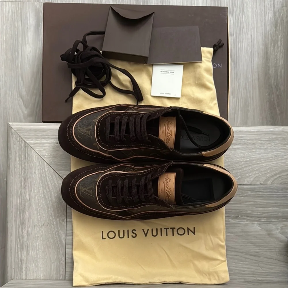 Louis Vuitton monogram shoes - Picture 8 of 10